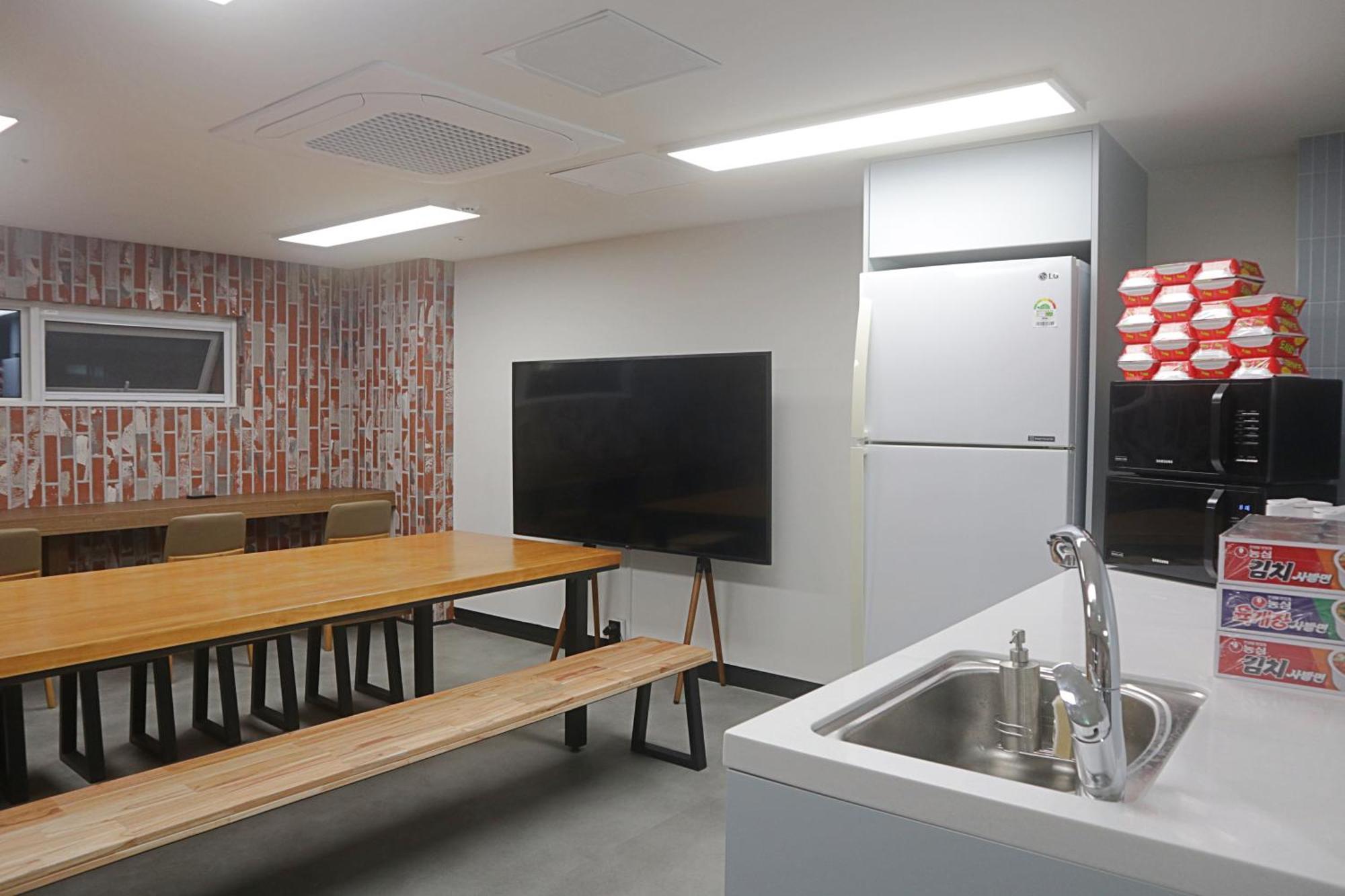 Sokcho Station Hostel Ngoại thất bức ảnh